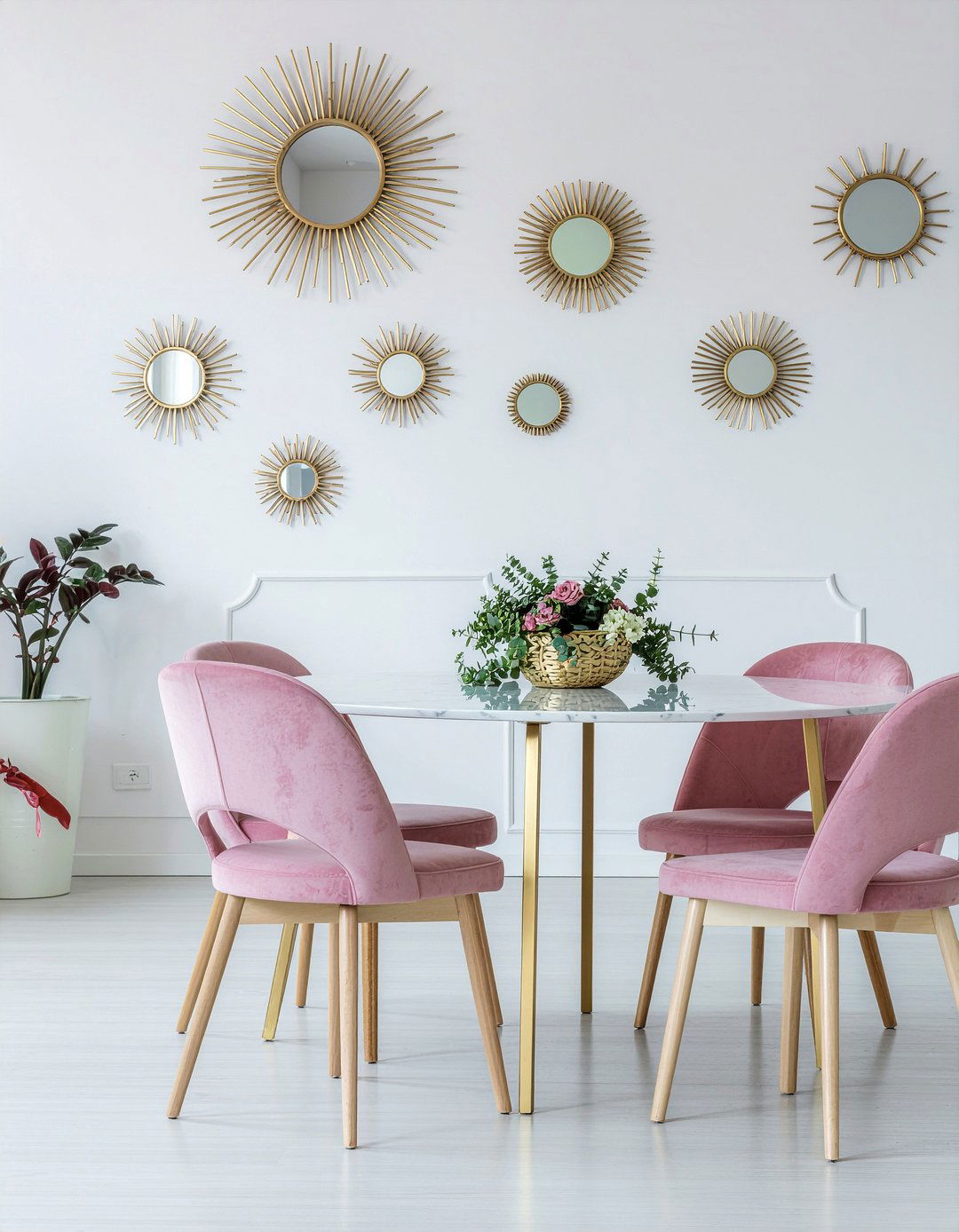 Mirror wall decor - 30 renter-friendly dining room ideas