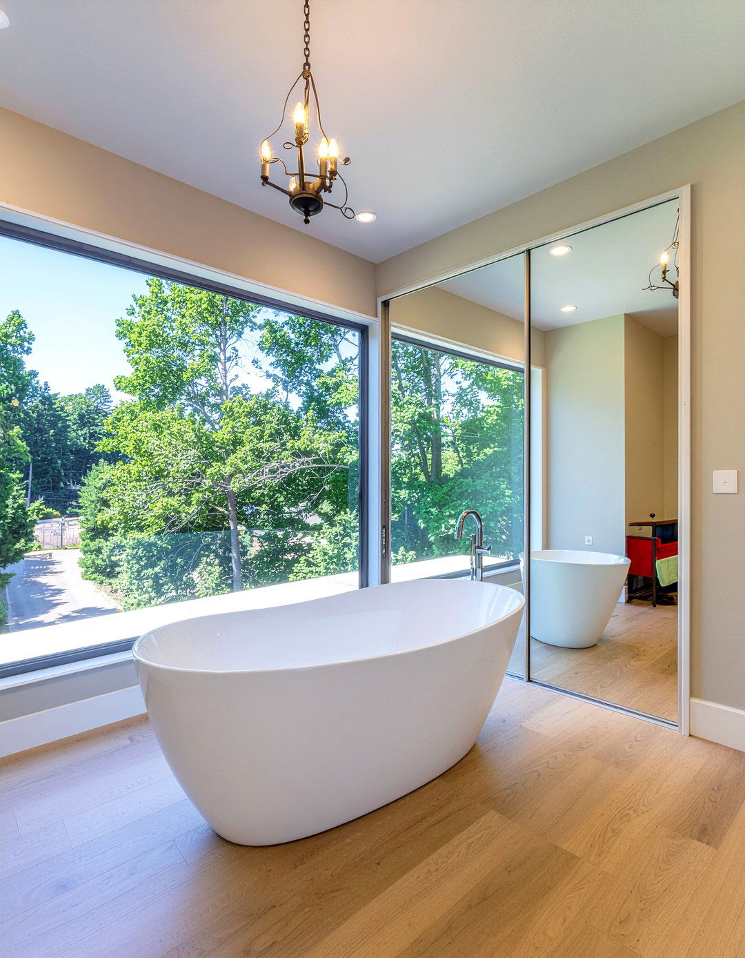 Mirrored Closet Door Bathroom - 30 master bathroom with walk-in closet ideas