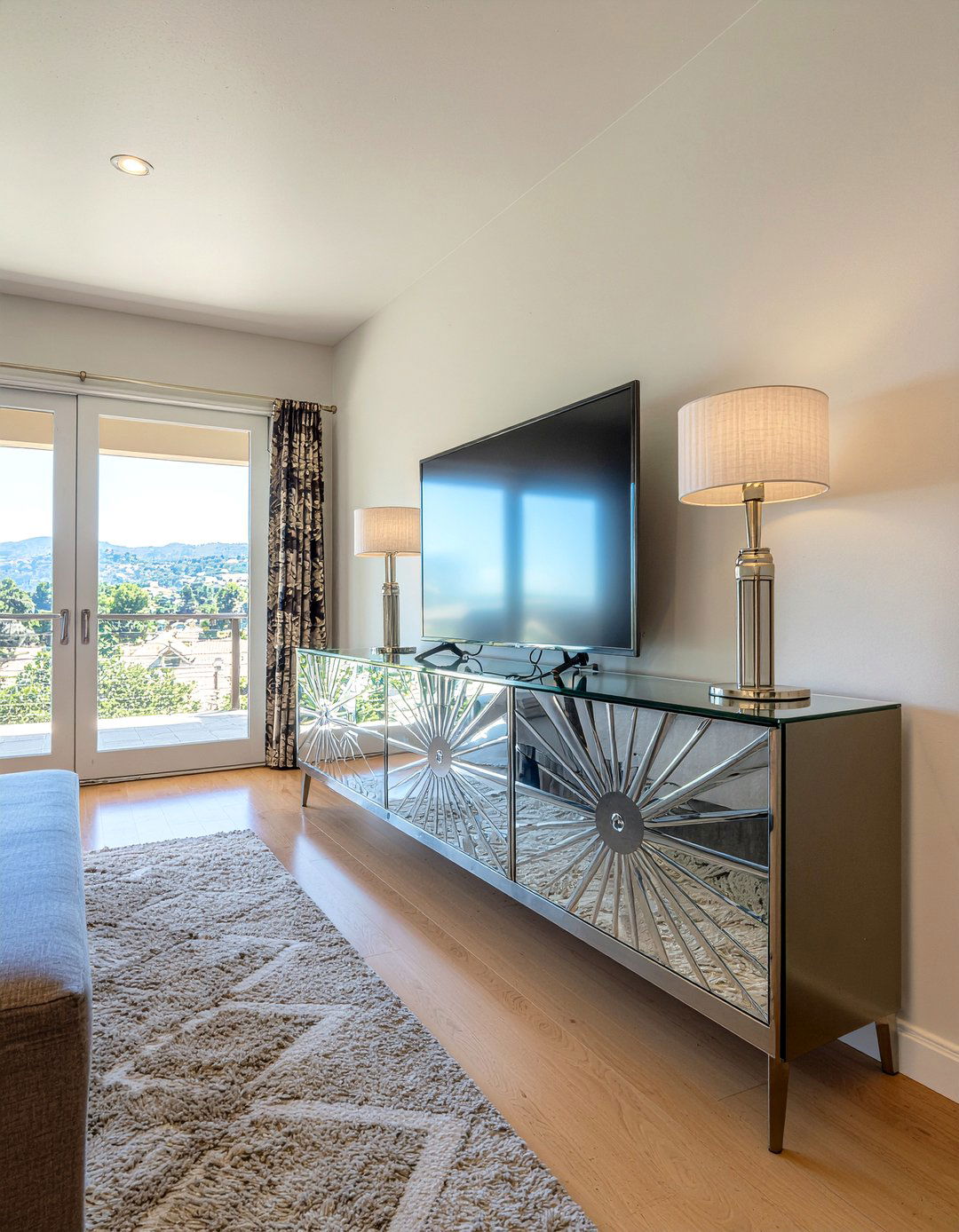 Mirrored Credenza - 30 bedroom mirrored furniture ideas