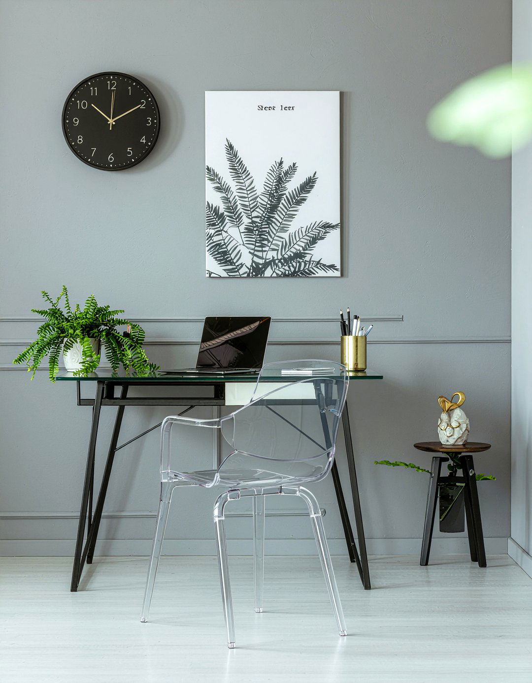 Mirrored Desk - 30 living room mirrored furniture ideas