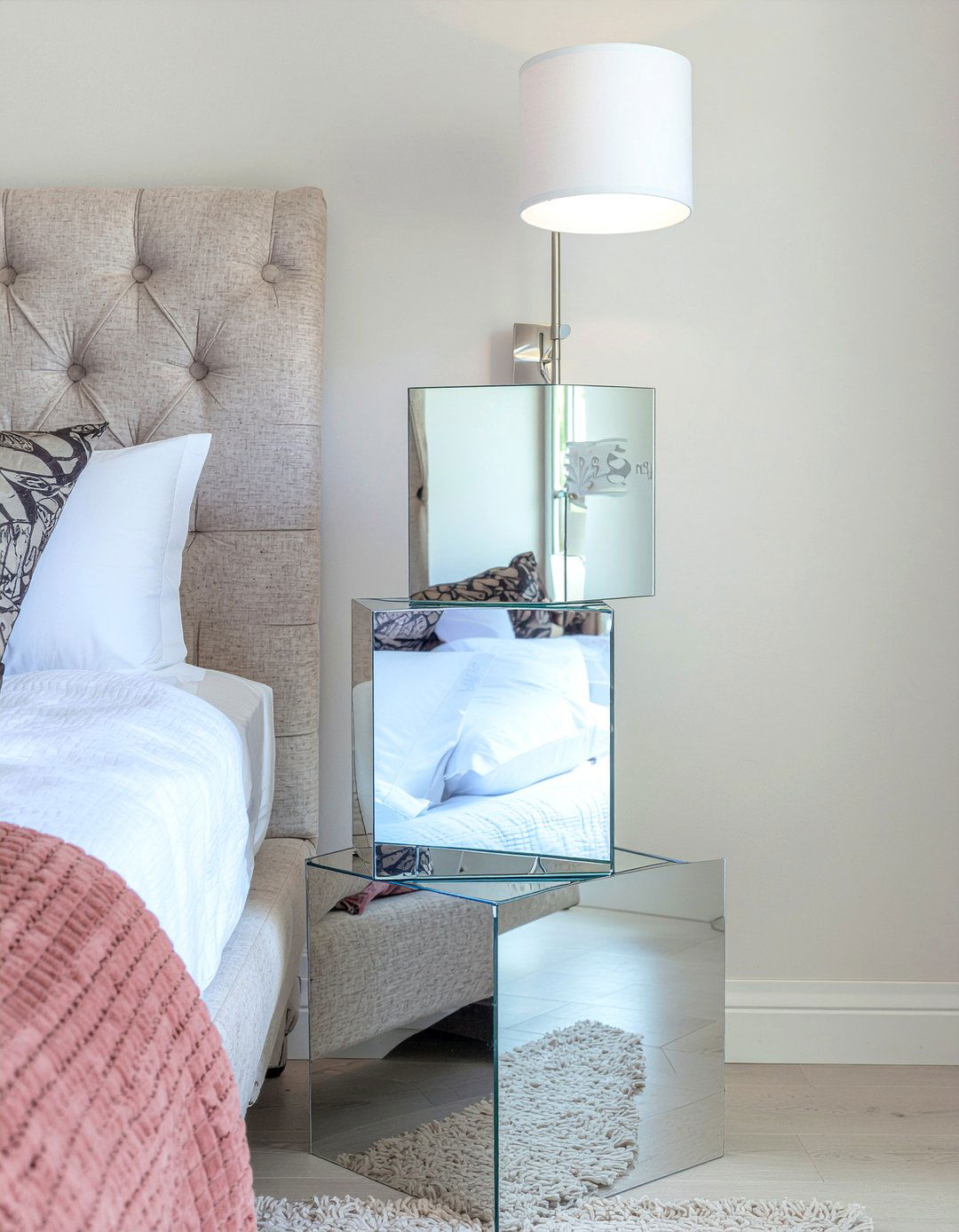 Mirrored Nesting Tables - 30 bedroom mirrored furniture ideas