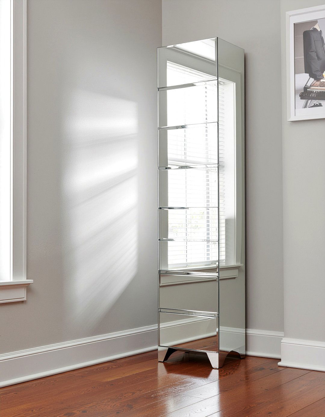 Mirrored Tallboy - 30 bedroom mirrored furniture ideas