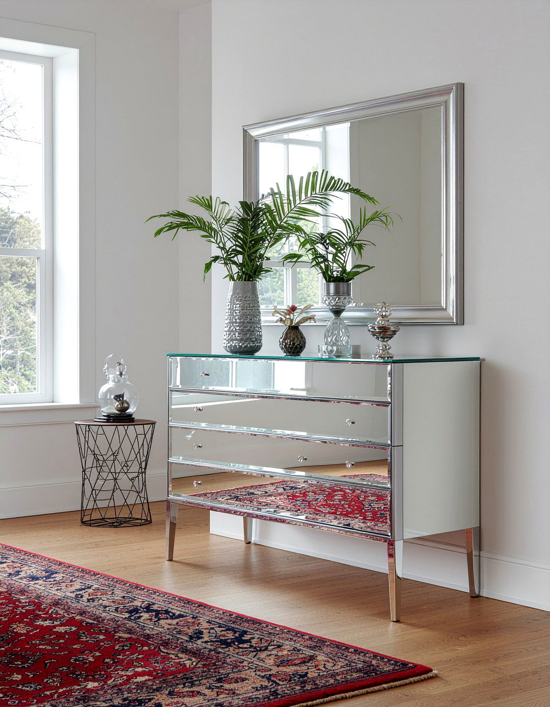 Mirrored furniture - 30 modern glam living room ideas