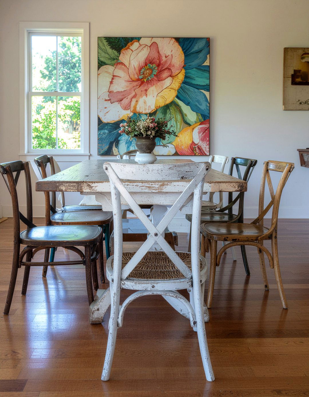 Mismatched Dining Chairs - 30 dining room seating ideas