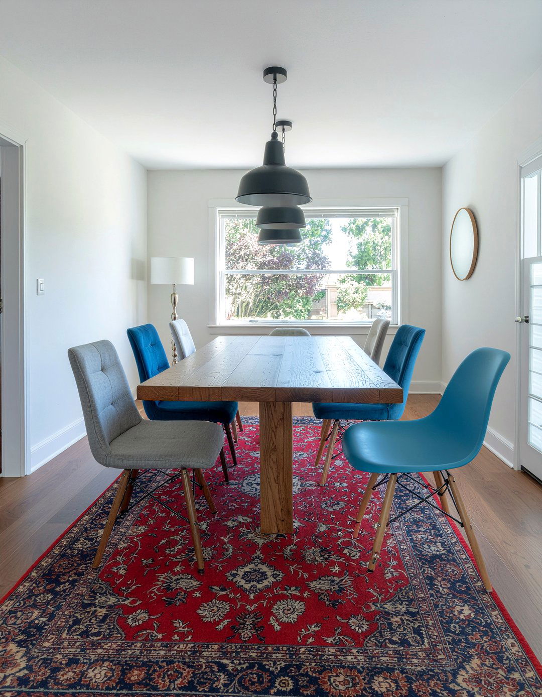Mix And Match Dining Chairs - 30 inviting dining room ideas