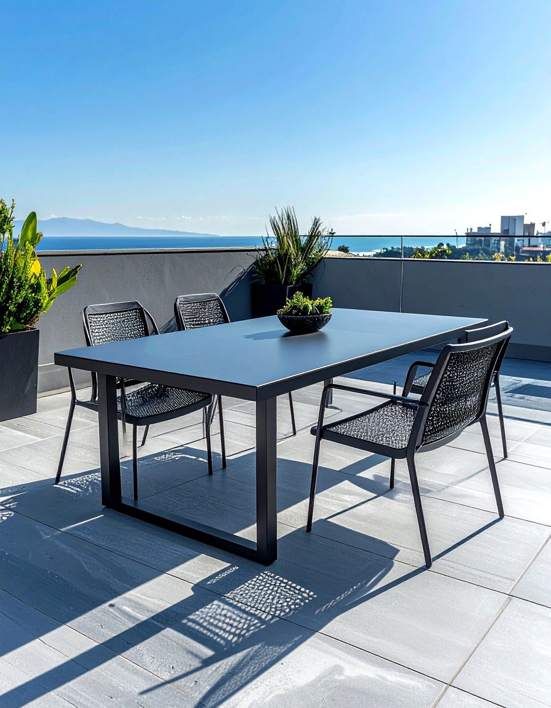 Modern Aluminum Table - 30 outdoor dining furniture ideas