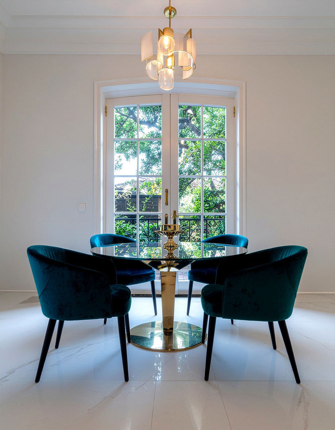 Modern Art Deco Dining - 30 Australian dining room ideas