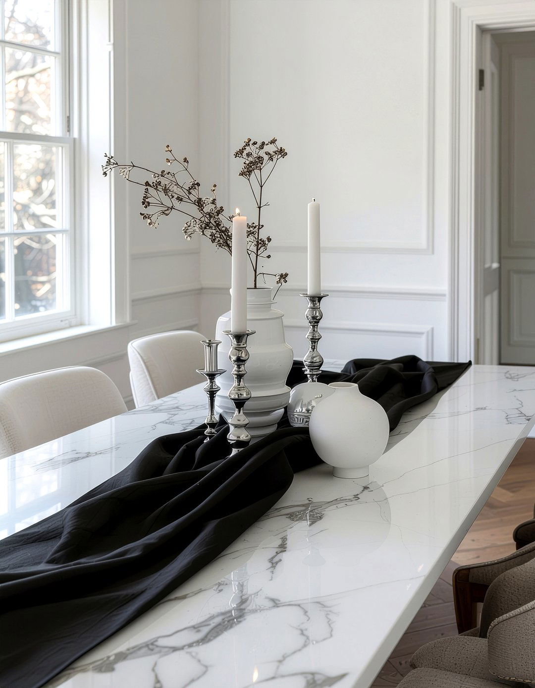 Modern Black Runner - 30 runner centerpiece dining ideas