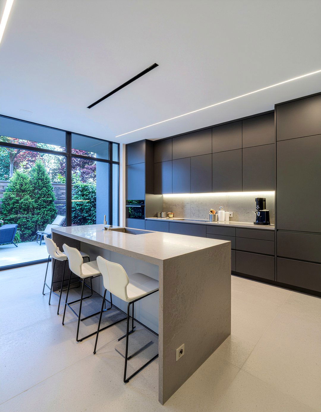 Modern Butler Pantry - 30 kitchen butler's pantry ideas