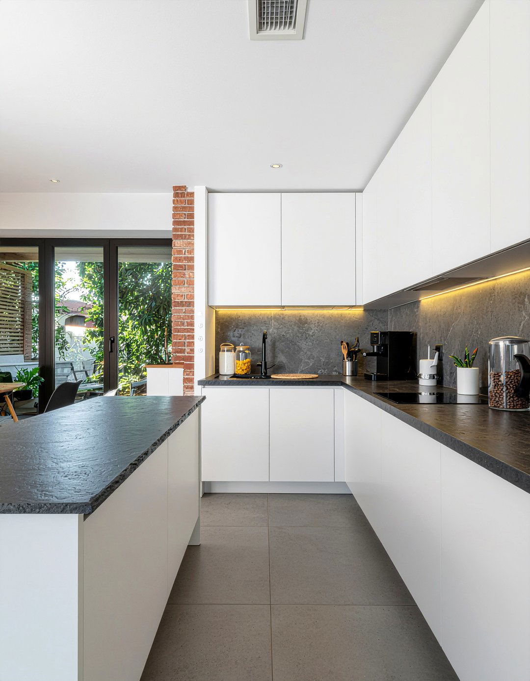 Modern Coffee Bar - 30 dining room coffee station ideas