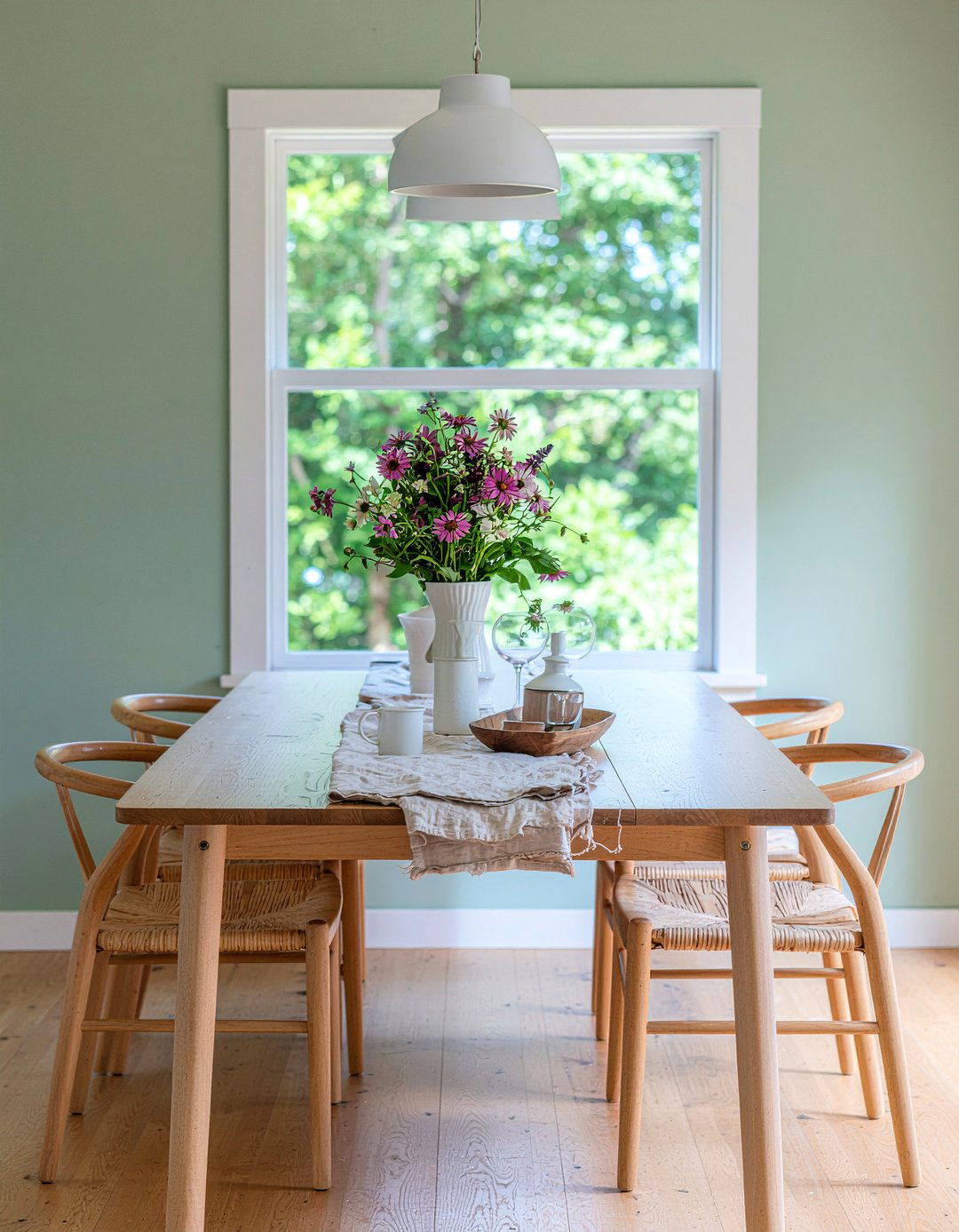 Modern Country Dining Room - 30 British dining room ideas