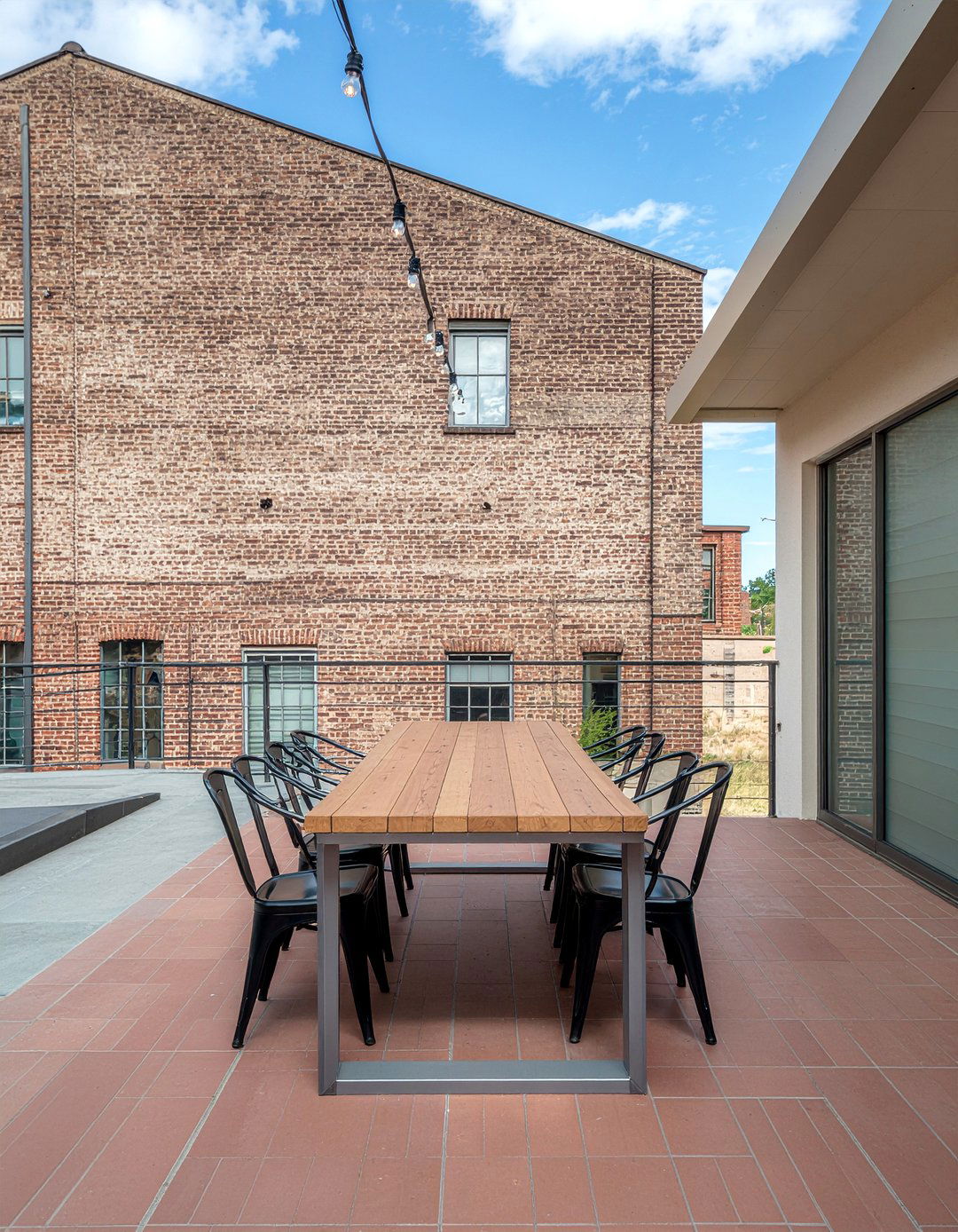 Modern Industrial Patio - 30 outdoor dining area ideas