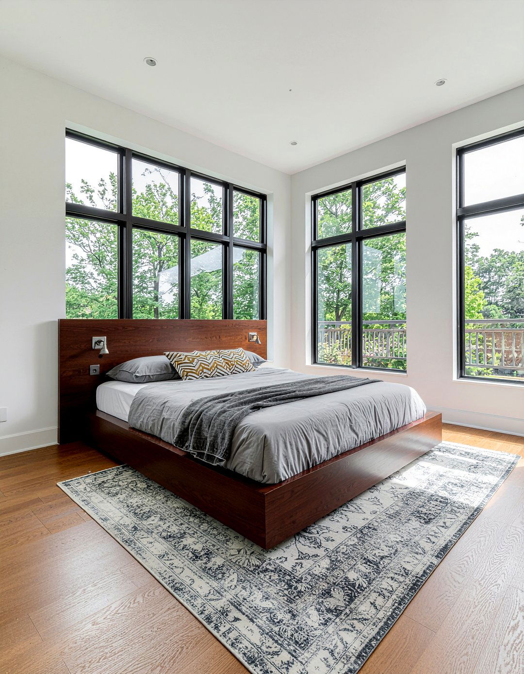 Modern Mahogany Platform Bed - 30 bedroom mahogany furniture ideas