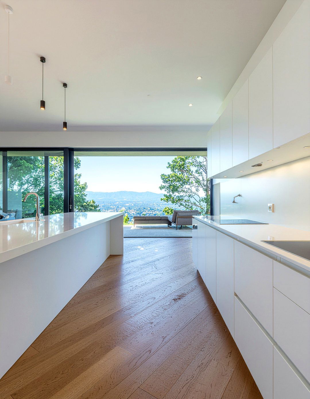 Modern Minimalist Kitchen - 30 kitchen layout ideas