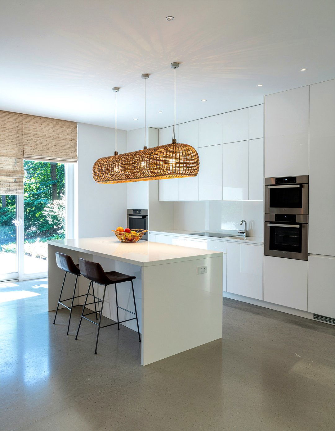 30 Rattan Pendant Kitchen Ideas for a Warm, Natural Look