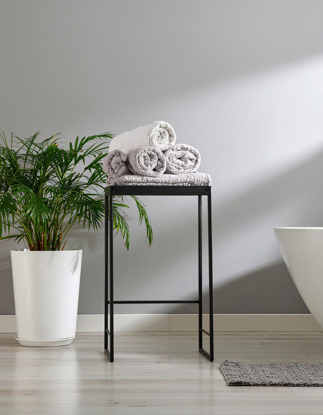 Modern Pedestal Stand - 30 rolled towel display ideas