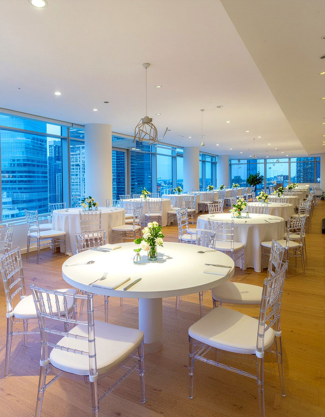 Modern Restaurant Rehearsal Dinner Setup - 30 dining room rehearsal dinner ideas
