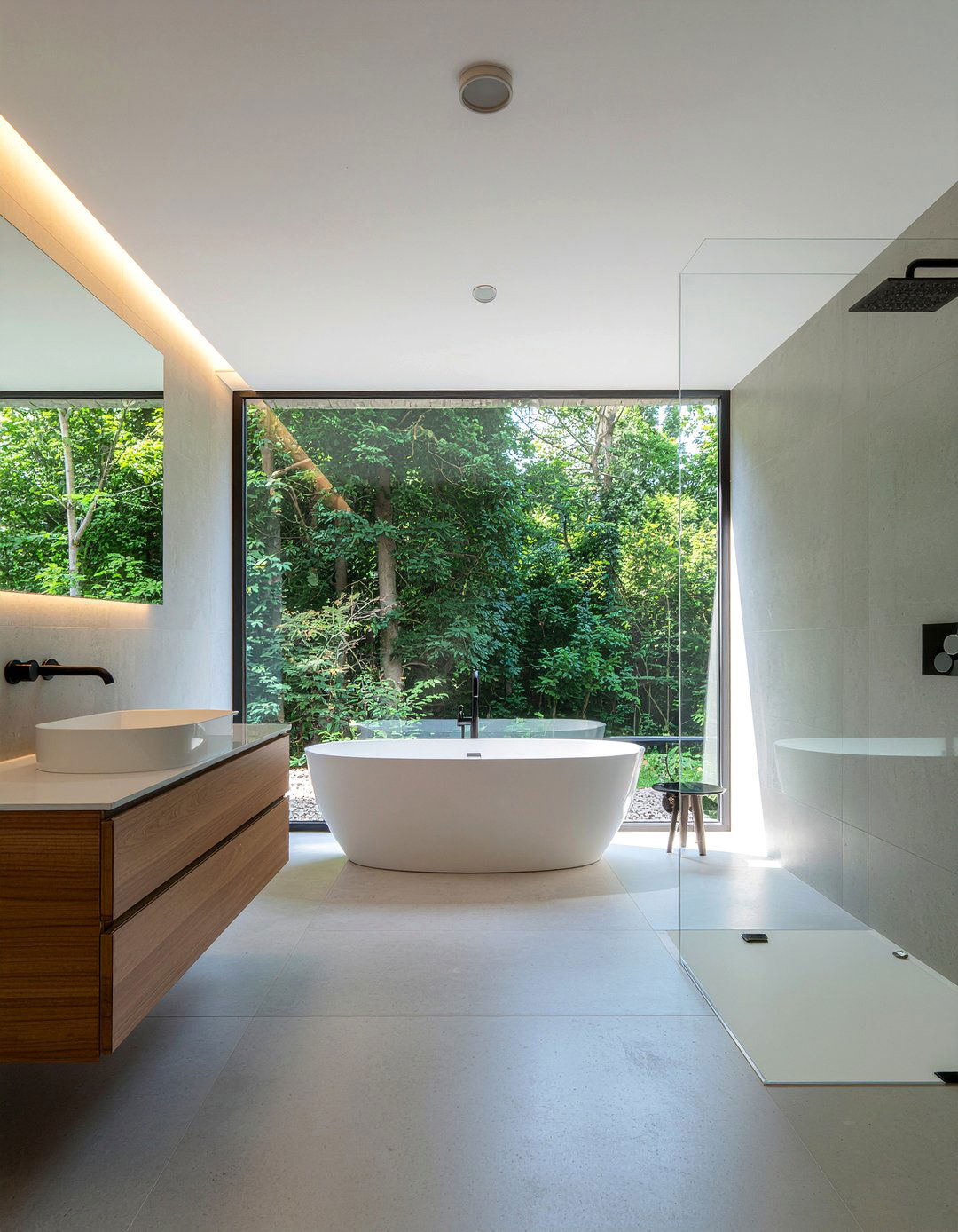 Modern Wet Room - 30 luxury bathroom ideas