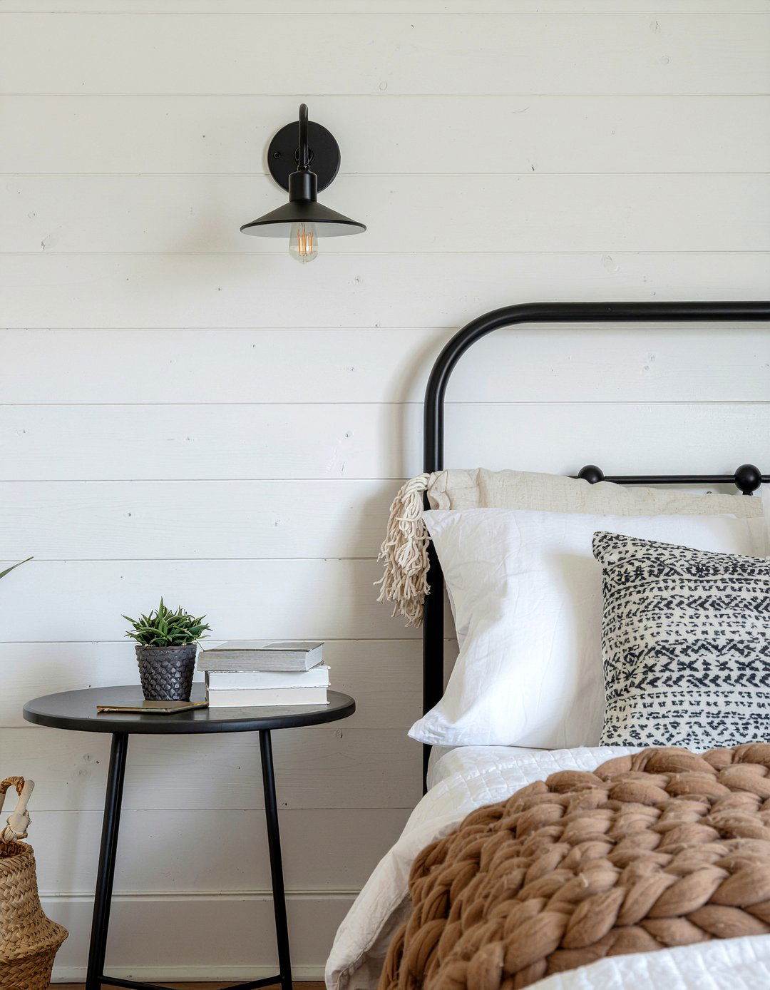 Modern farmhouse sconce - 30 bedroom sconces