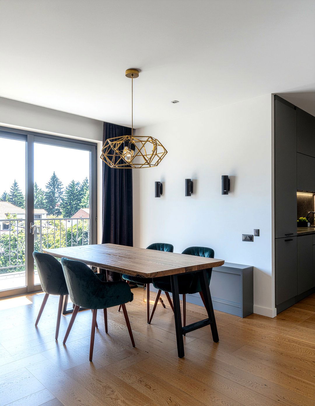 Modern kitchen with mixed metal lighting - 30 mixed metal kitchen ideas