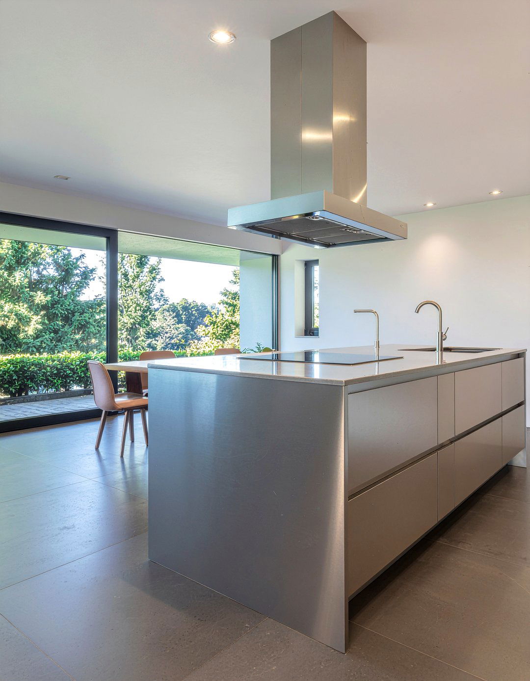 Modern metal kitchen column - 30 kitchen column ideas