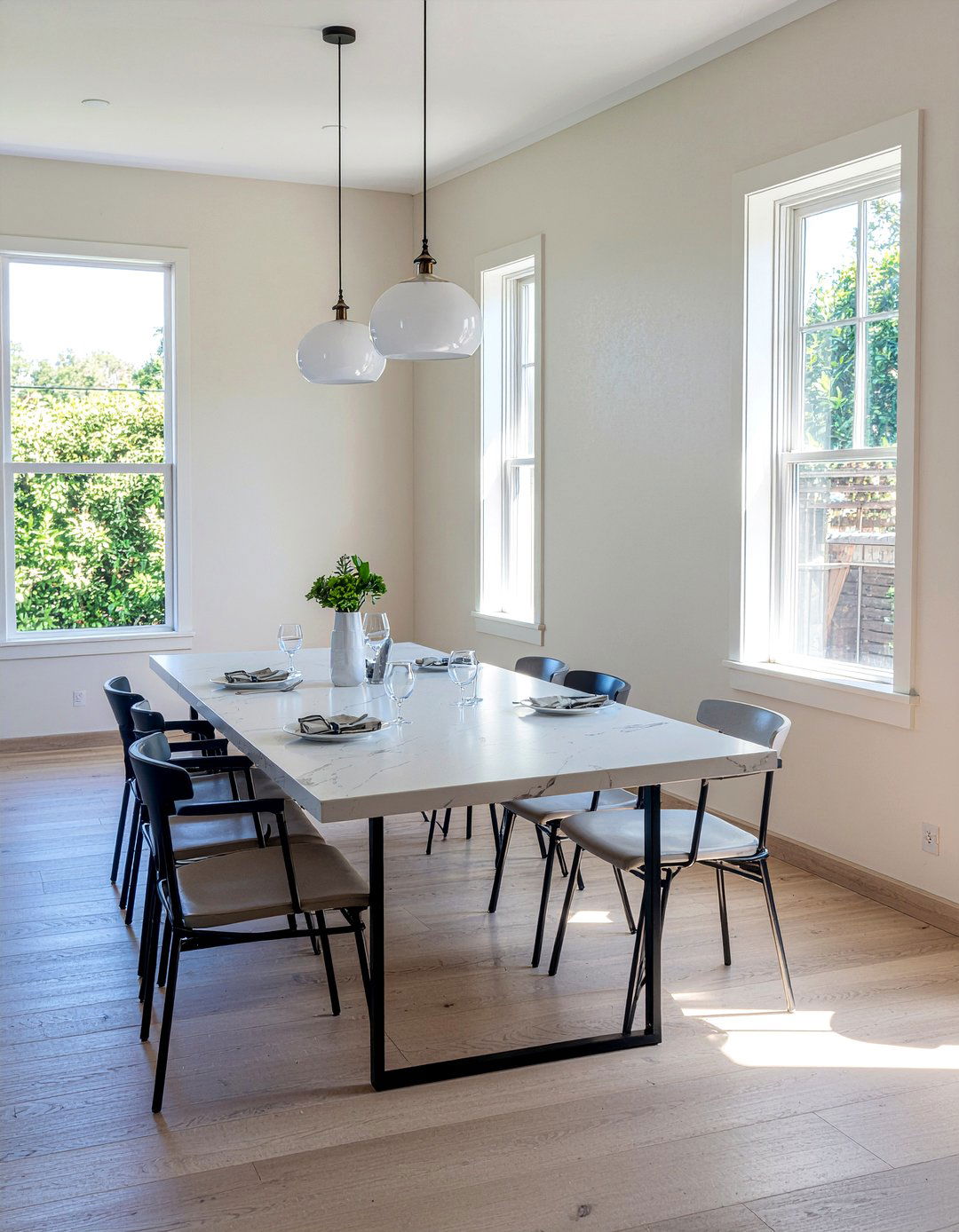 Modern minimalist dining room - 30 high-design dining room ideas