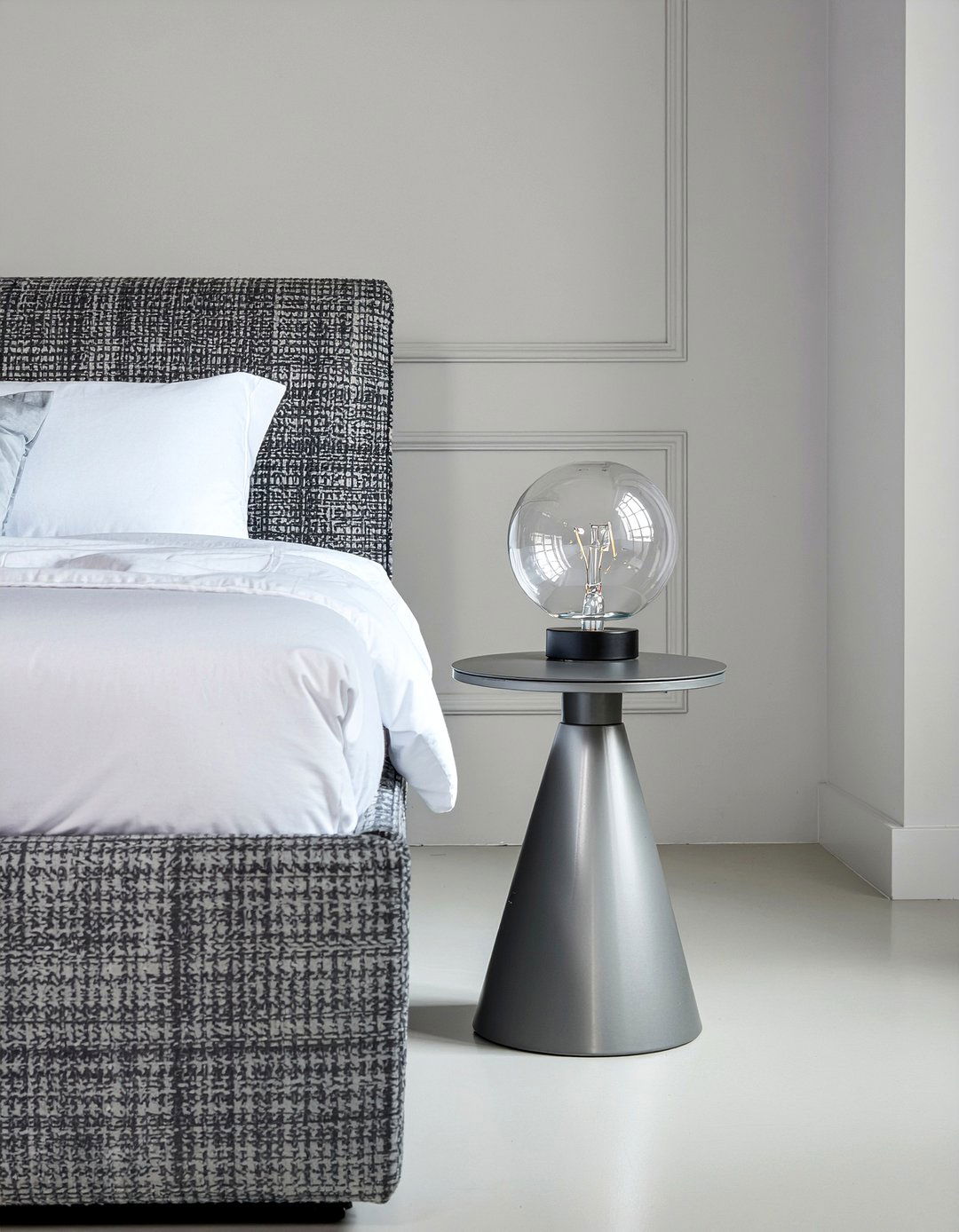 Modern round nightstand - 30 bedroom round nightstands