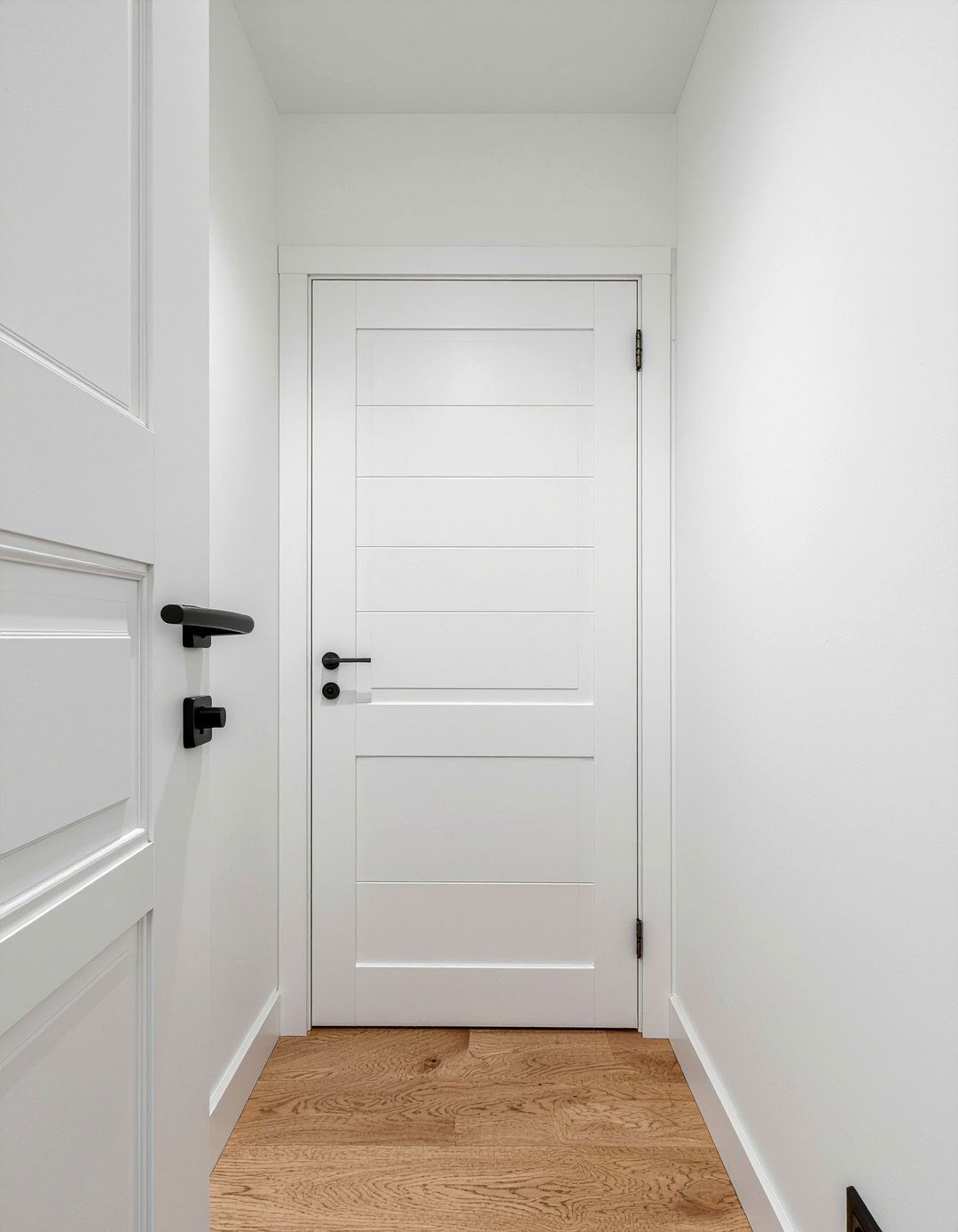 Modern white bedroom door - 30 bedroom door designs