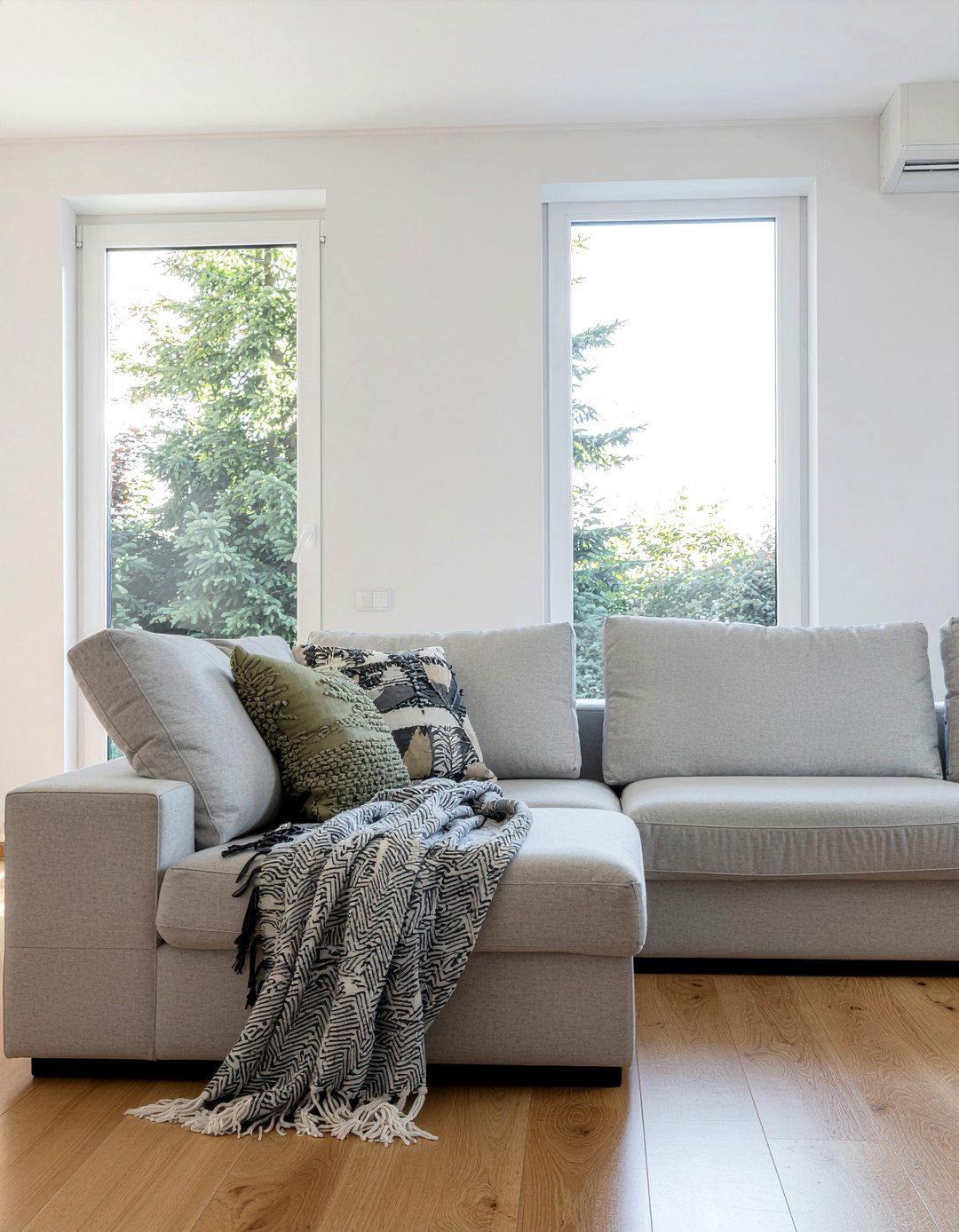 Modular Sectional Sofa - 30 living room Scandinavian furniture ideas