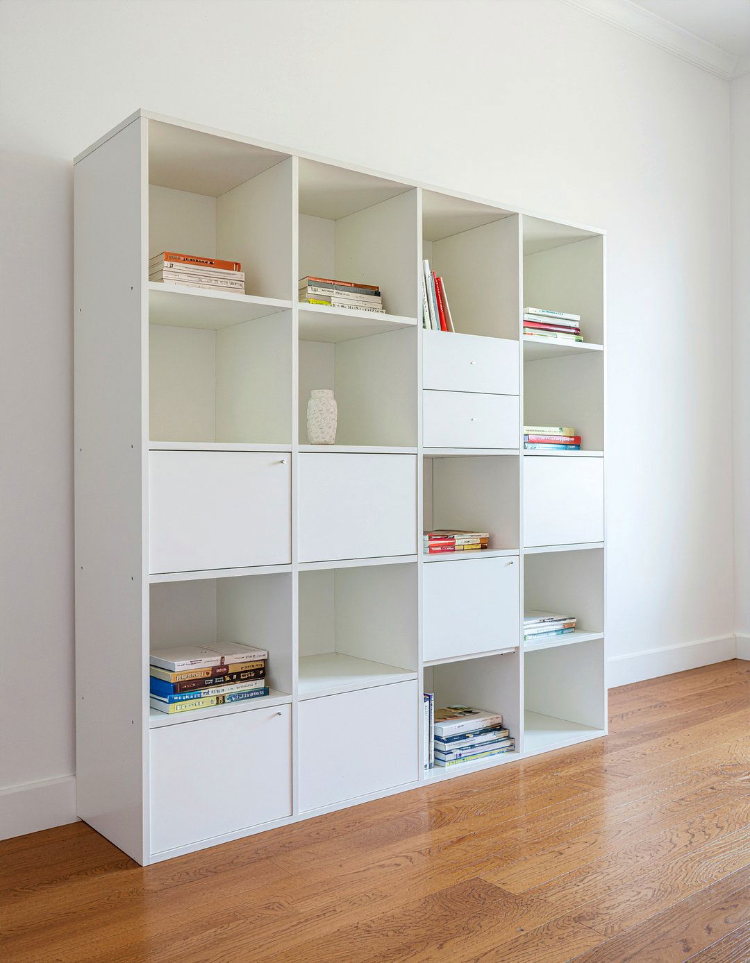 Modular shelving unit - 30 living room storage unit ideas