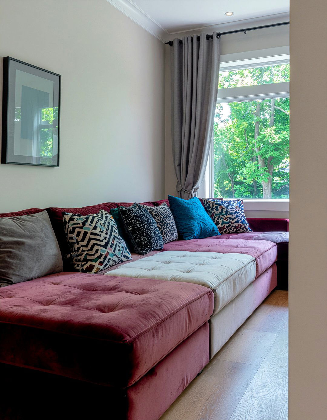 Modular velvet sectional - 30 velvet sofa living room ideas