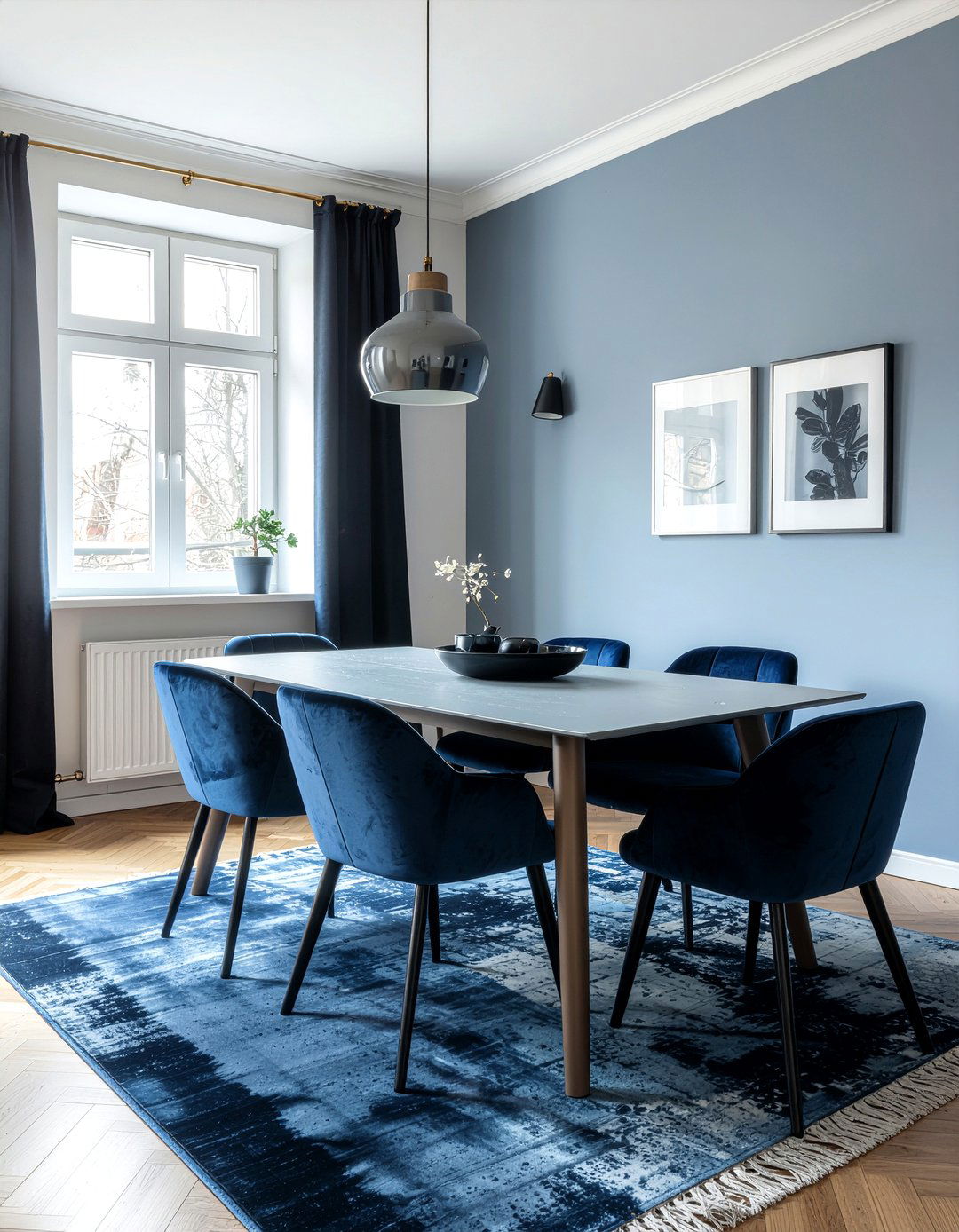 Monochrome Color Scheme - 30 bold dining room ideas