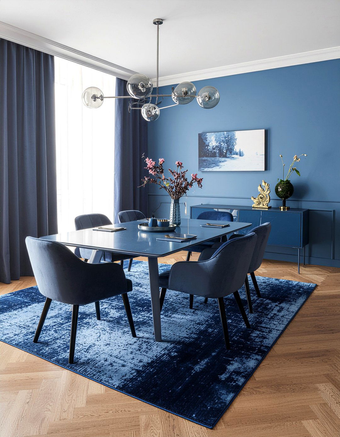 Monochrome Dining Room - 30 dining room personality ideas