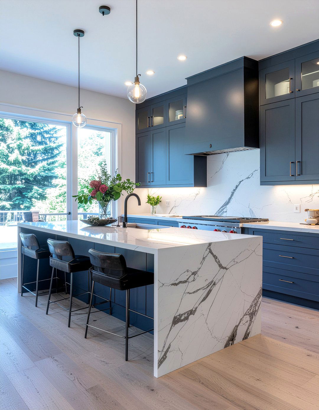 Mont Blanc Quartzite - 30 quartzite countertop kitchen ideas