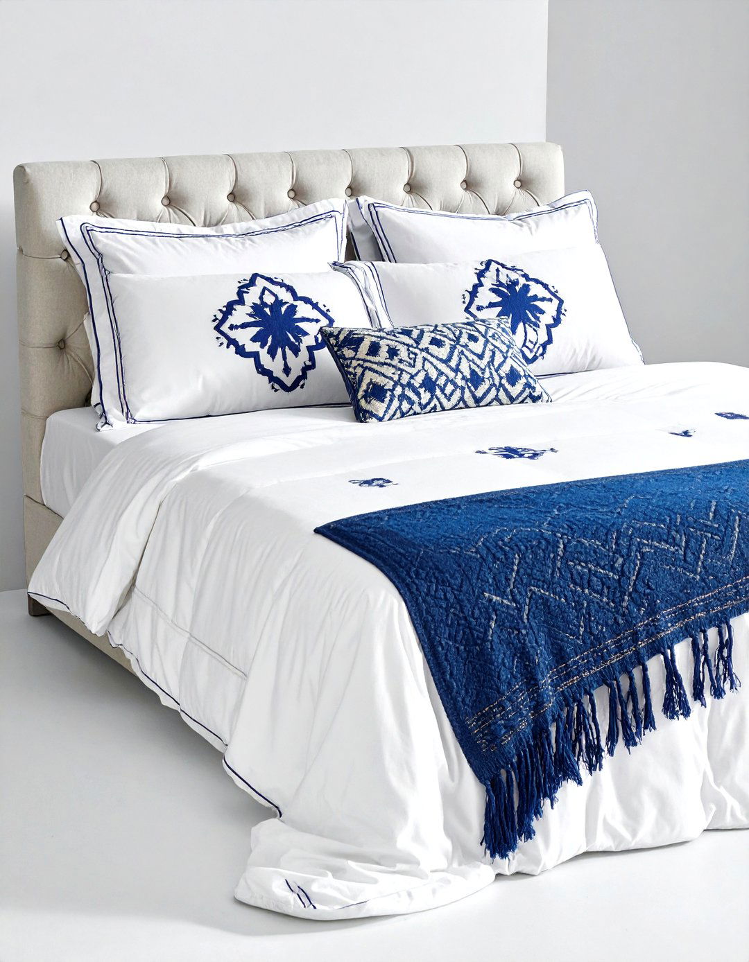 Moroccan Bedding - 30 Moroccan pattern decor ideas