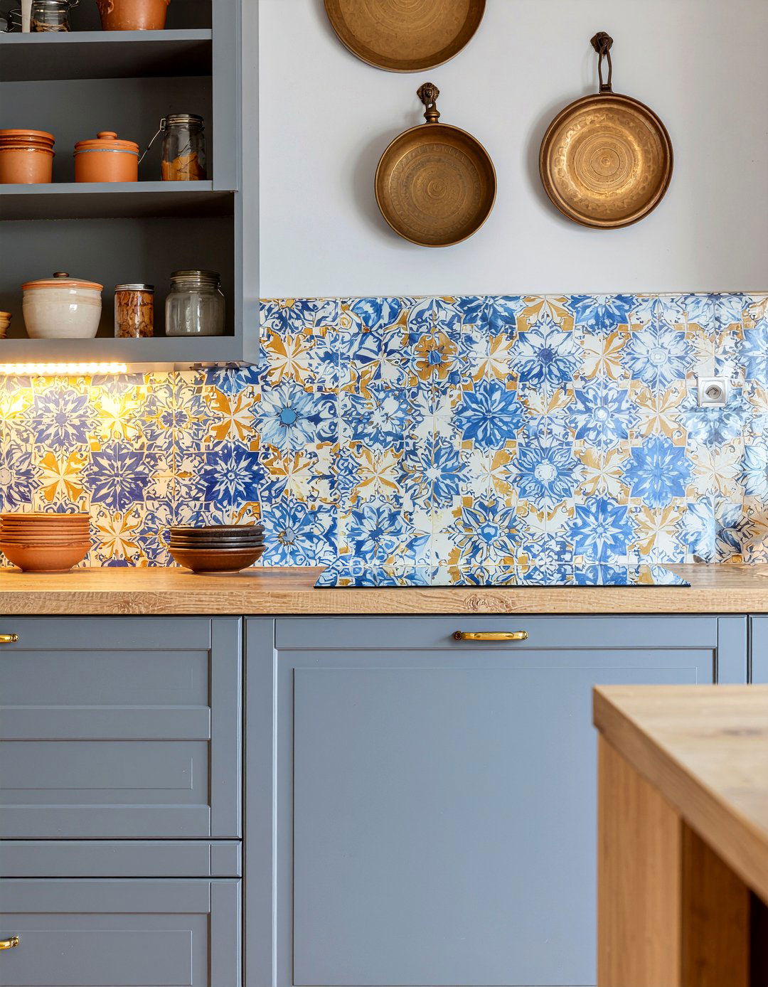 Moroccan pattern kitchen tile - 30 encaustic tile kitchen backsplash ideas