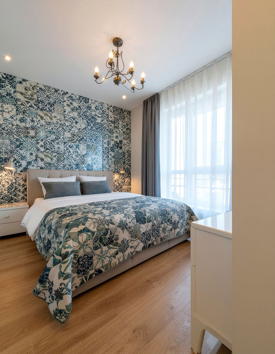 Mosaic Accent Tile - 30 bedroom tile designs