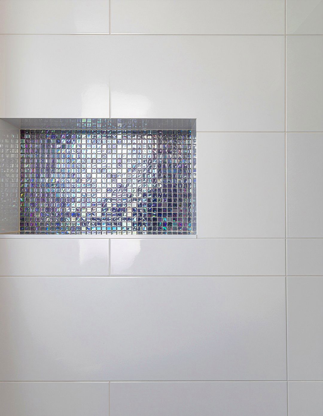 Mosaic Tile Border - 30 bathroom high-low mixing ideas