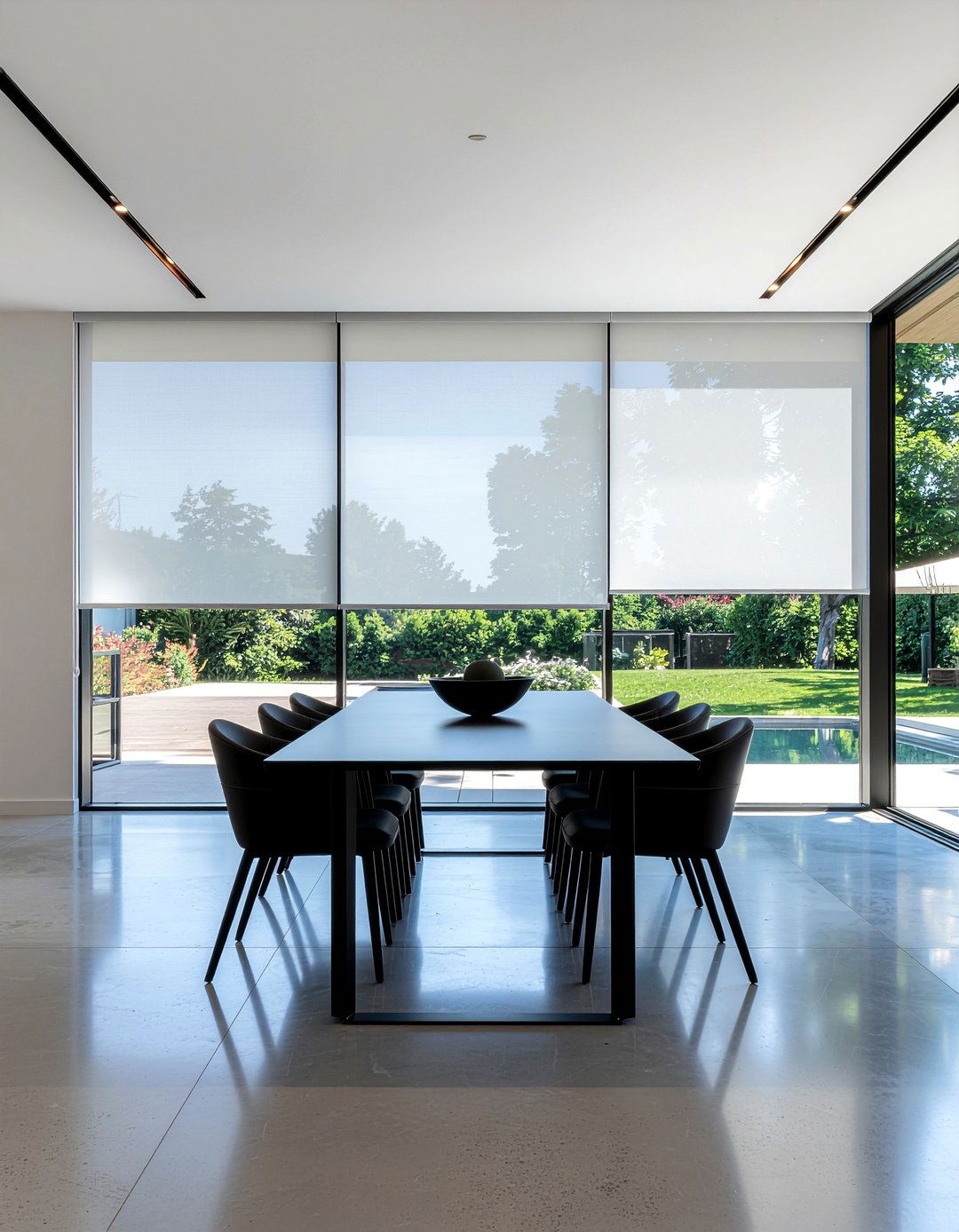 Motorized Solar Shades - 30 dining room window treatment ideas