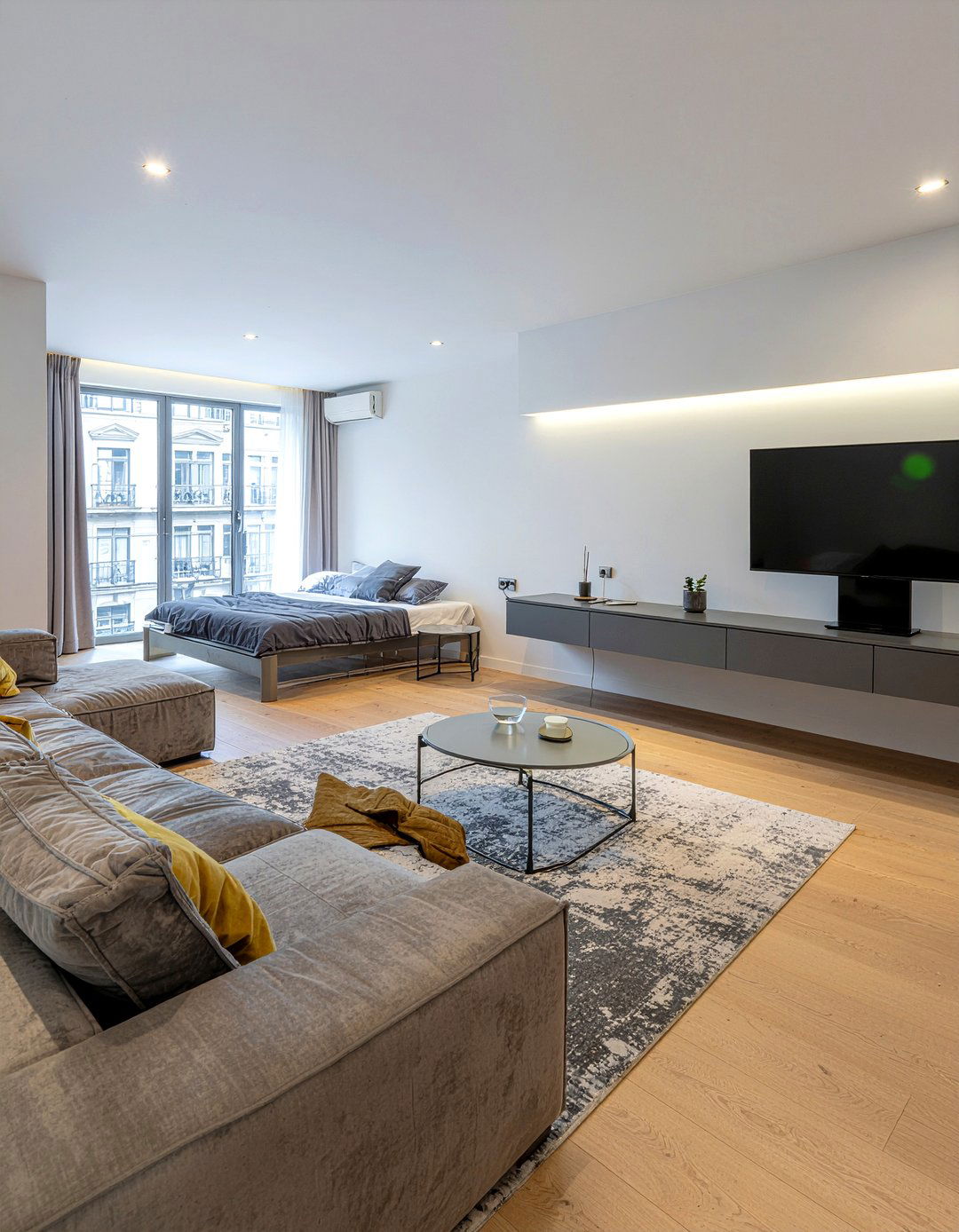 Multi Functional Living Room - 30 magazine living room ideas