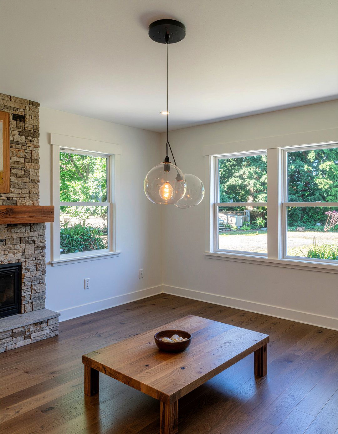 Multi pendant cluster in corner - 30 living room light fixture placement