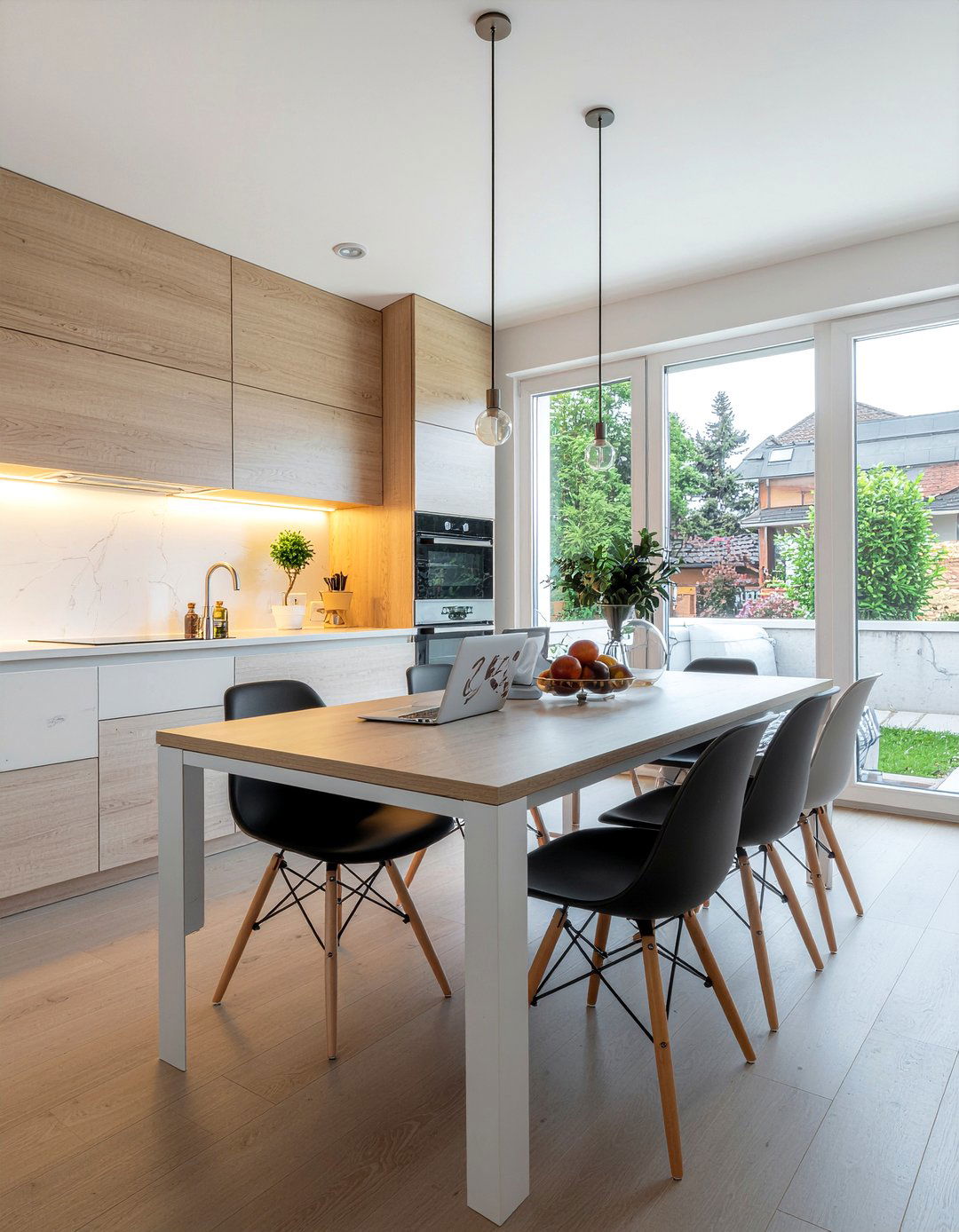 Multifunctional Dining Space - 30 current dining room ideas