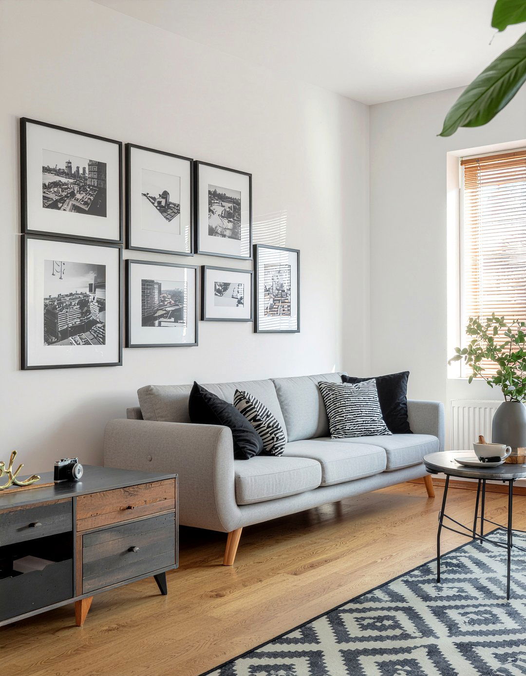 Narrow Living Room Gallery Wall - 30 narrow living room ideas