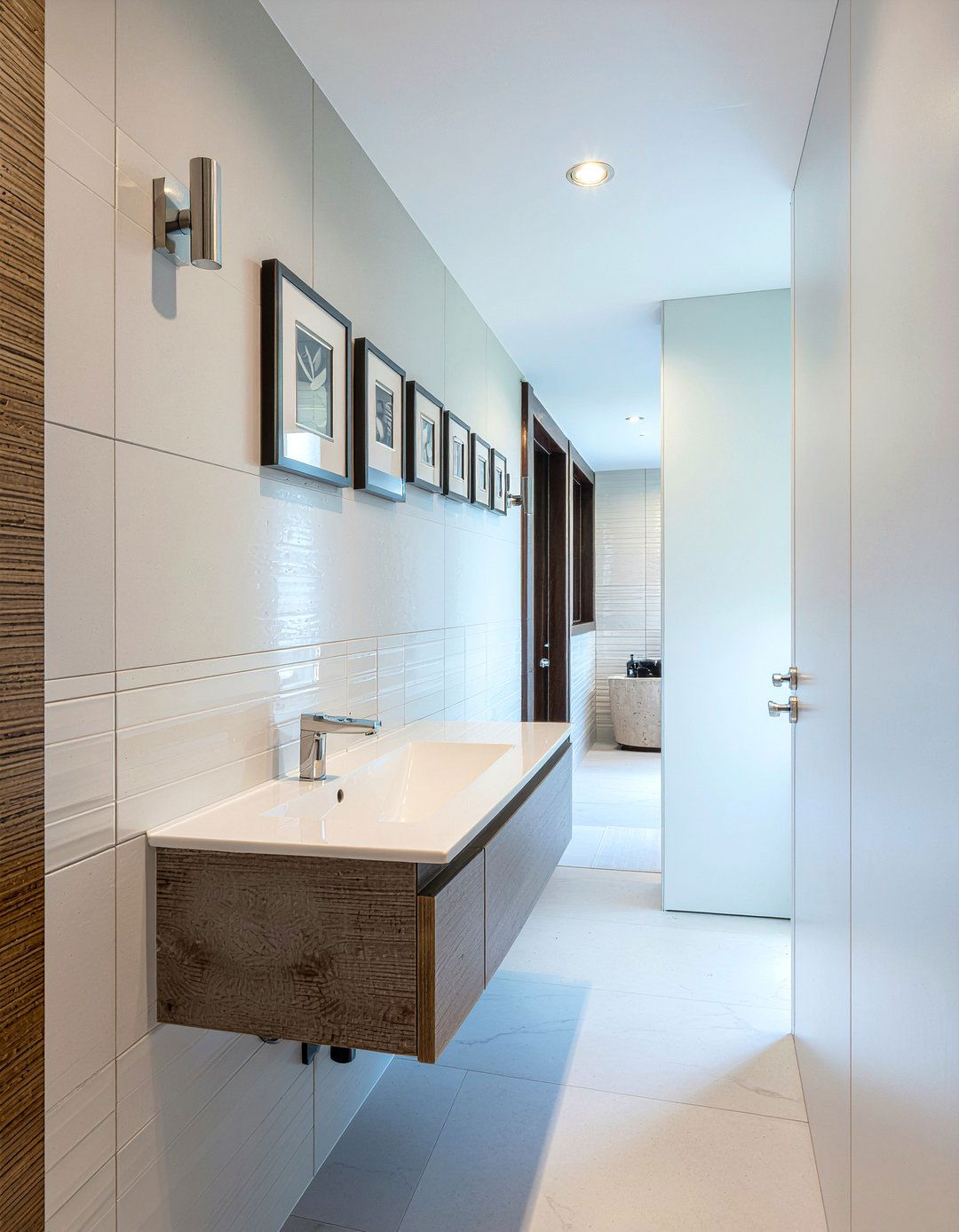 Narrow bathroom picture rail - 30 bathroom picture rail ideas