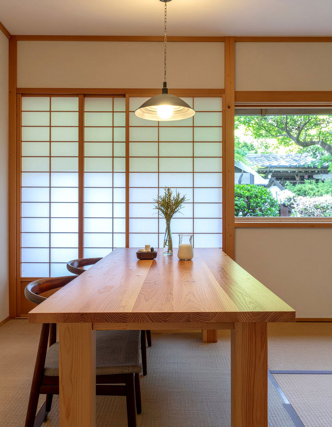 Natural Cedar Wood - 30 Japanese dining room ideas