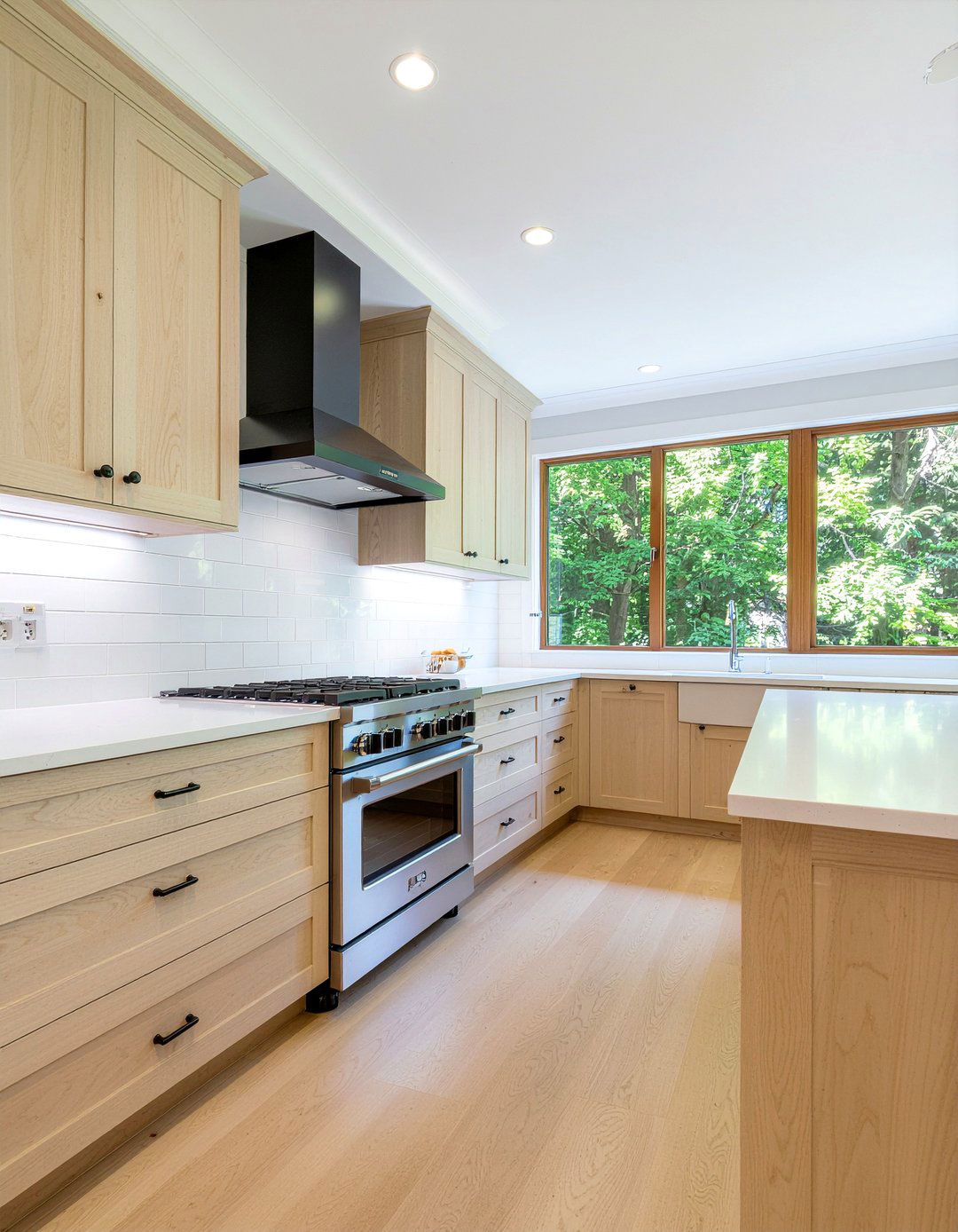 Natural Wood Cabinets - 30 popular kitchen ideas