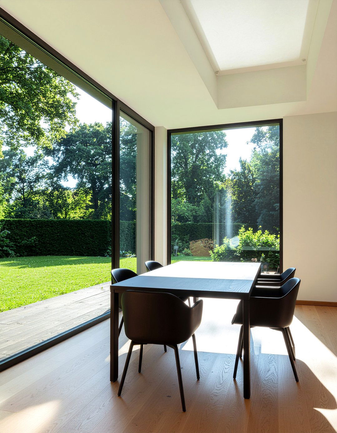 Natural light exposure - 30 healthy kitchen ideas