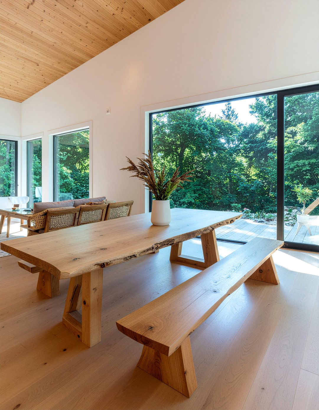 Natural wood dining room - 30 dining room transformation ideas