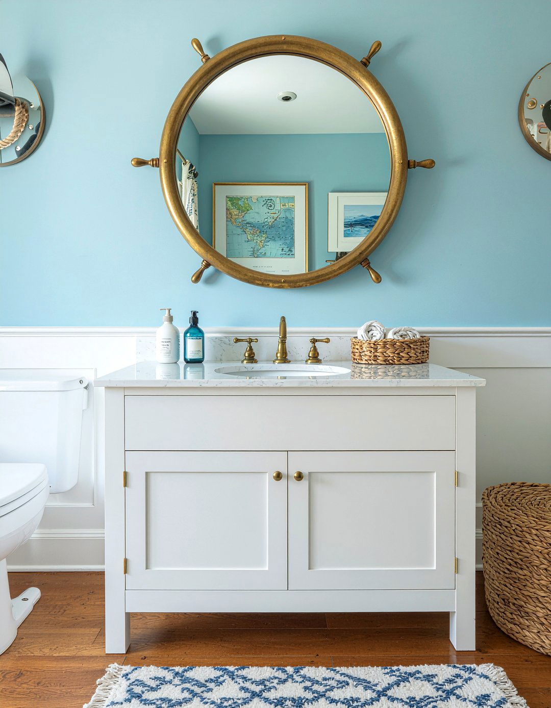 Nautical bathroom accessories - 30 lake house bathroom ideas