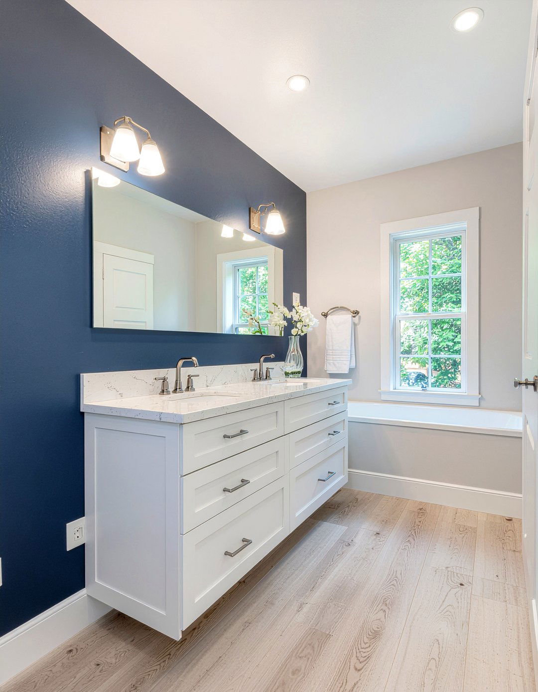 Navy Blue Accent Wall Bathroom - 30 navy bathroom ideas